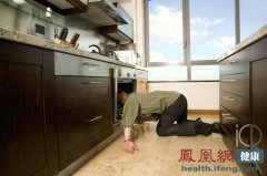 �ΰ����� �С�