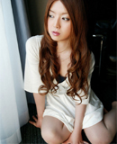 �����ձ�������Ů